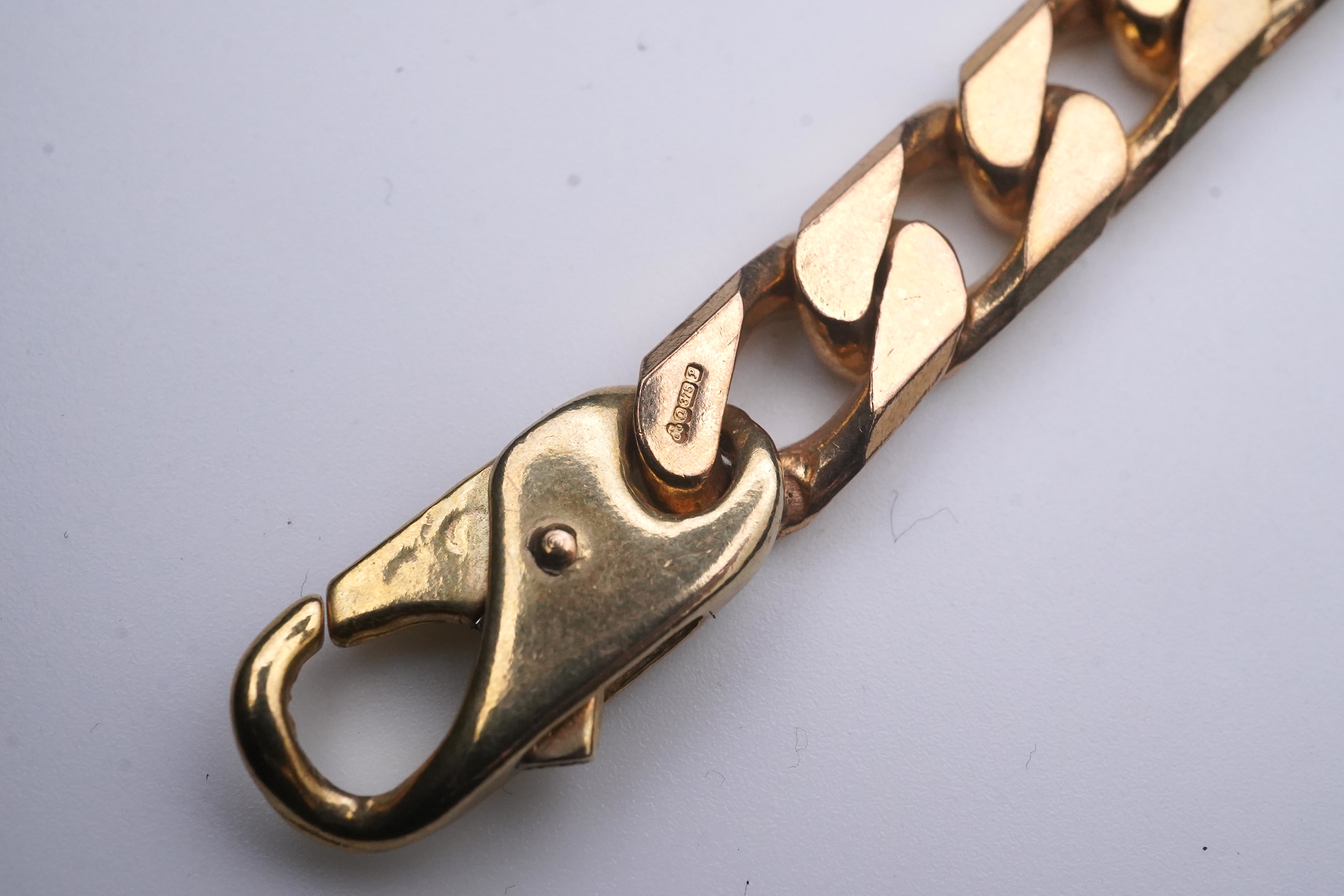 A 9ct gold bracelet, circa 1989